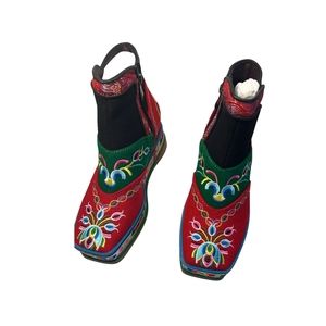 Tibetan traditional shoes